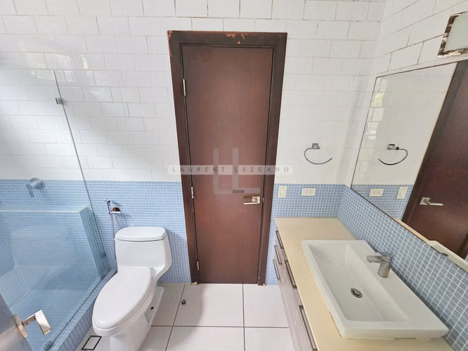 Venta de Apartamento en PH 4 Horizontes con Terraza privada. Haga su oferta