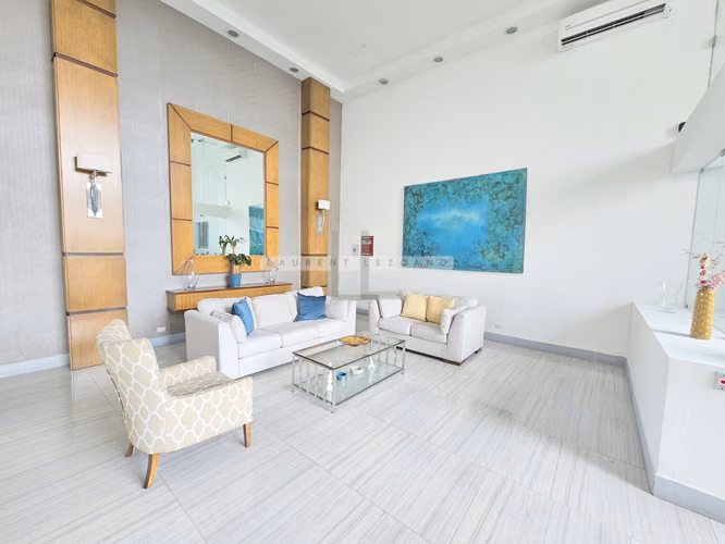 Venta de Apartamento en PH 4 Horizontes con Terraza privada. Haga su oferta