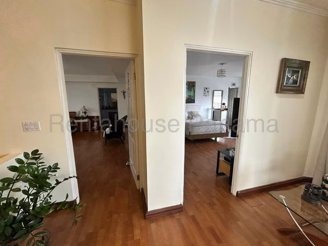 Apartamento en Venta en San Francisco. 27-1100.