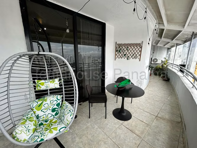 Apartamento en Venta en San Francisco. 27-1100.