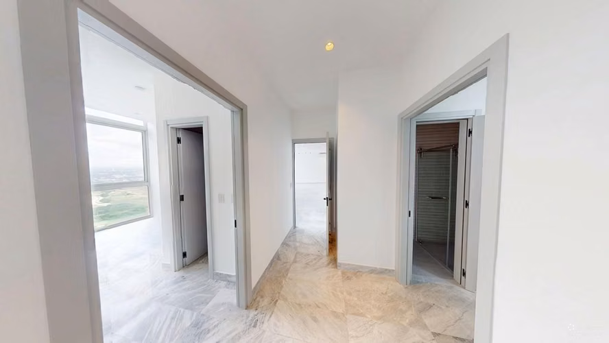 Exclusivo Apartamento de 253 m² con Línea Blanca Completa y Vista Panorámica al Campo de Golf - Imagen 14