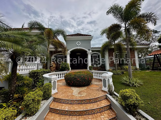 Casa en Venta en Brisas Del Golf. 27-1018. - Imagen 2