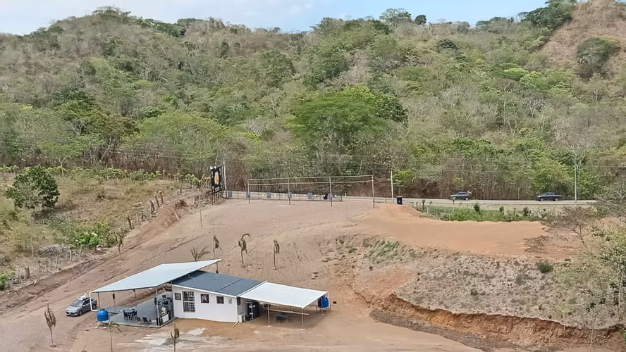 266828. Se remata terreno a 2 min de playa Venao, 5 ha. con proyecto - Imagen 2