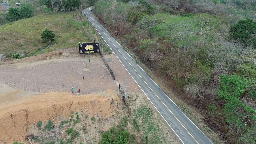 266828. Se remata terreno a 2 min de playa Venao, 5 ha. con proyecto - Imagen 3