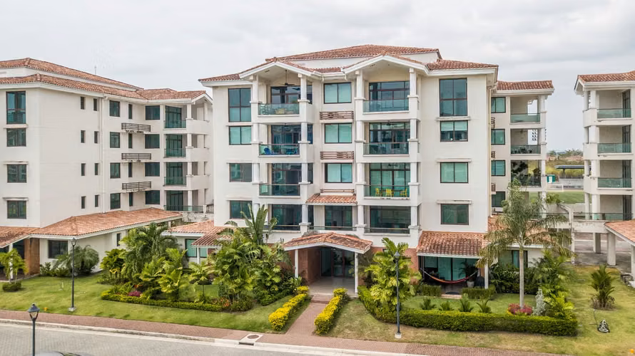 Residencial Costamare - PH 3 Hab, 2.5 Baños, Balcón Amplio F.A.