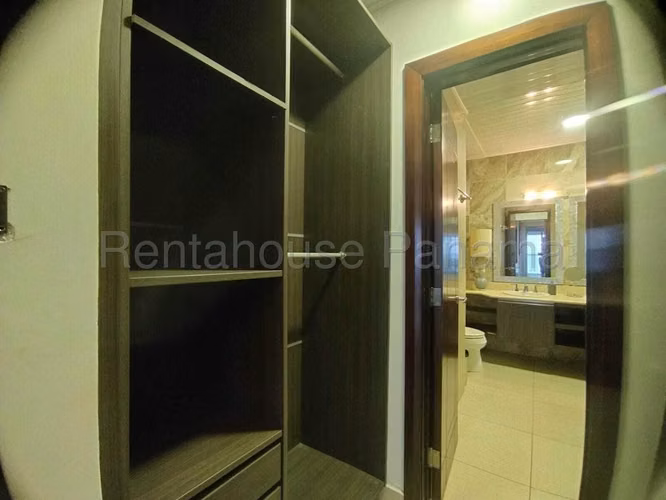 Venta Apartamento Avenida Balboa - YD