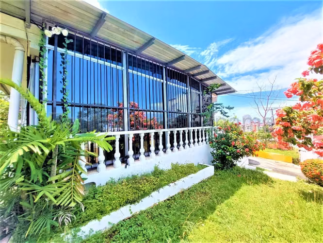 Venta Casa Betania - YD