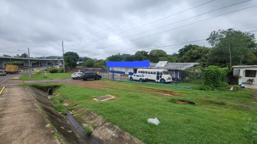 SE VENDE LOTE A ORILLA DE LA PANAMERICANA EN CHORRERA - Imagen 2