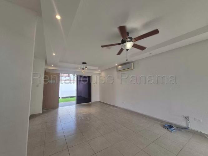 Casa en Venta en Brisas del Golf AFC 27-789 - Imagen 3