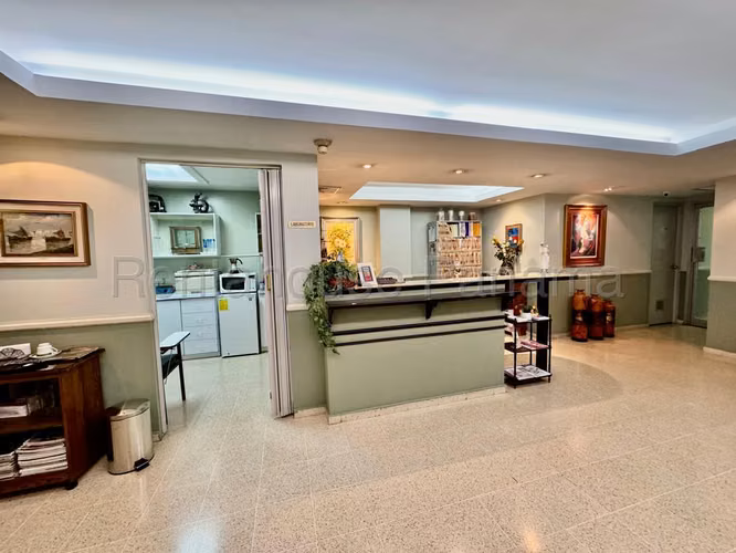 Alquiler de Consultorio en Via España Plaza San Fernando EC - Imagen 12