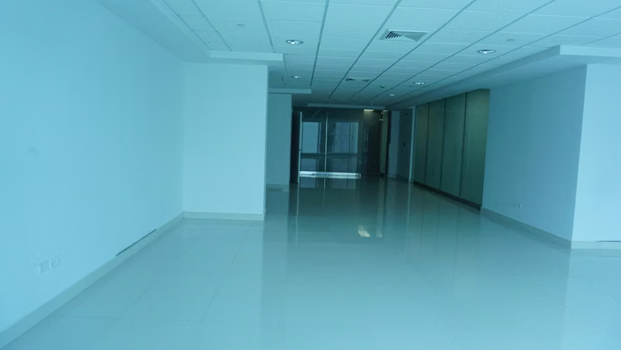 Alquiler de Oficina en Via Brasil Street Mall EC - Imagen 14