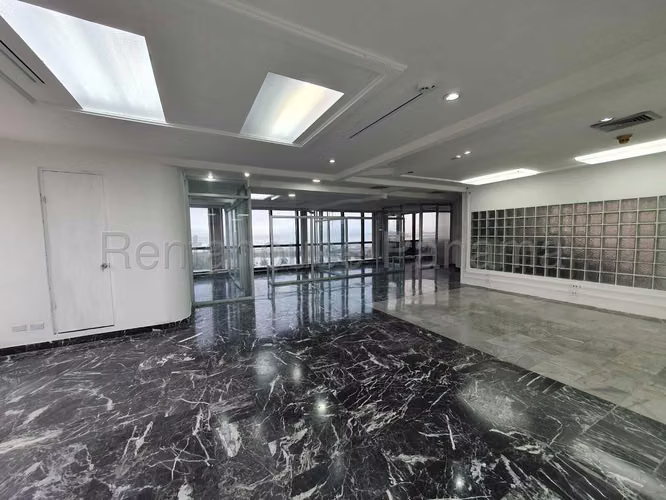 Alquiler de Oficina en Bellavista Torre BAC EC - Imagen 4