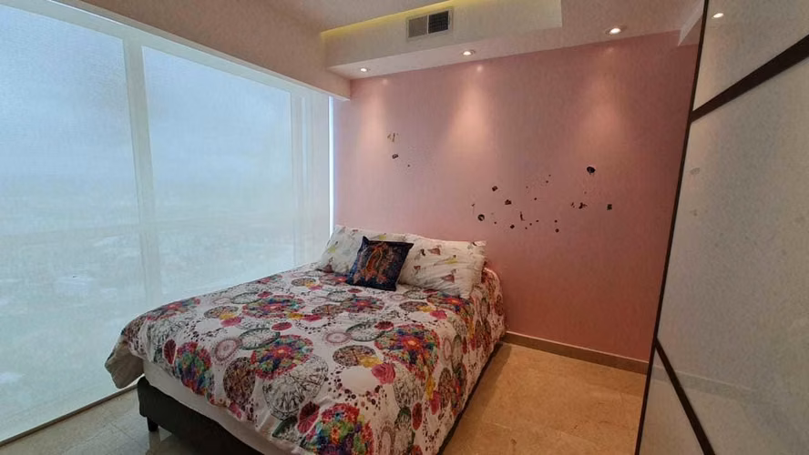 Venta de Apartamento en Avenida Balboa Ph Yacht Club JV