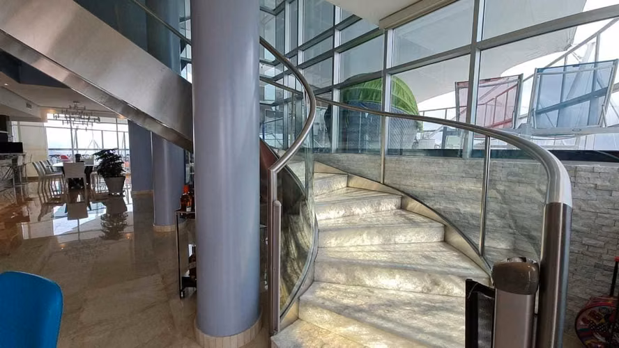 Venta de Apartamento en Avenida Balboa Ph Yacht Club JV
