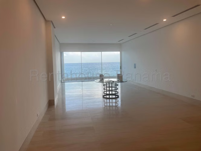 Apartment for sale in Punta Pacifica Ph Ocean Pearl JV