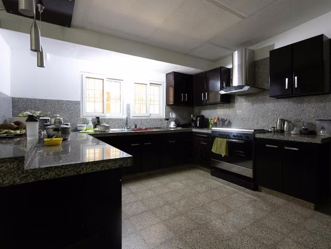 Alquiler de Casa en Las Cumbres El Lago + terreno KC - Imagen 4