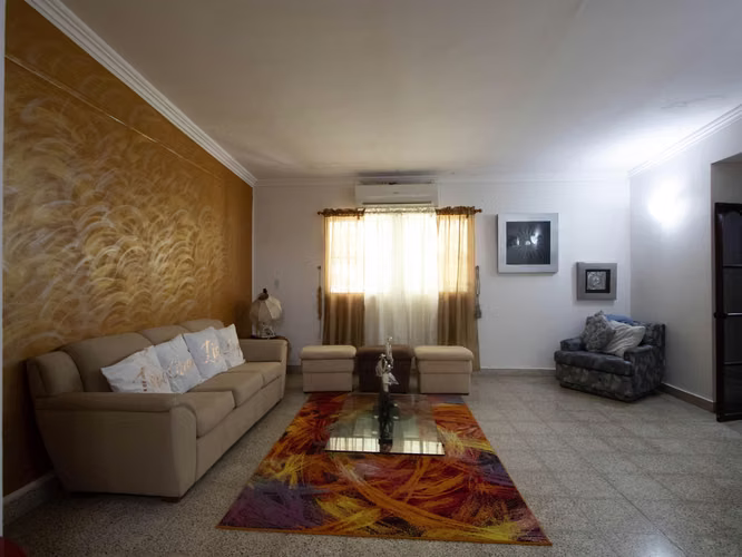 House for rent in Las Cumbres El Lago + KC land