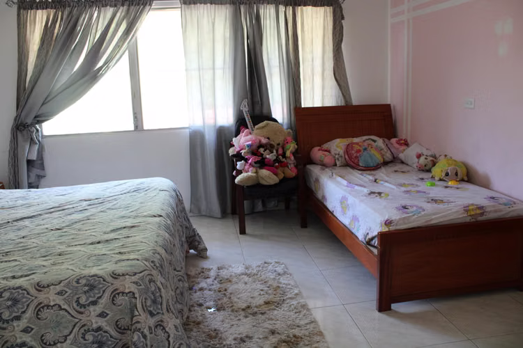 Alquiler de Casa en Las Cumbres El Lago + terreno KC - Imagen 13