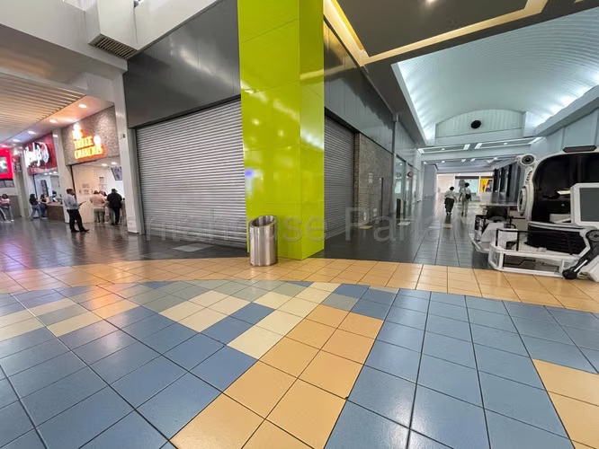 Alquiler de Local en Albrook Albrook Mall KC - Imagen 6