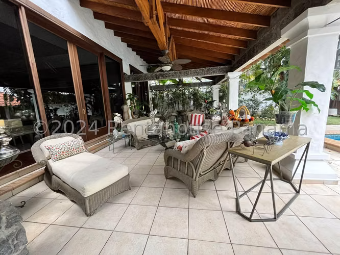 RR VENTA DE CASA EN COCO DEL MAR LOMA ALEGRE - Imagen 6