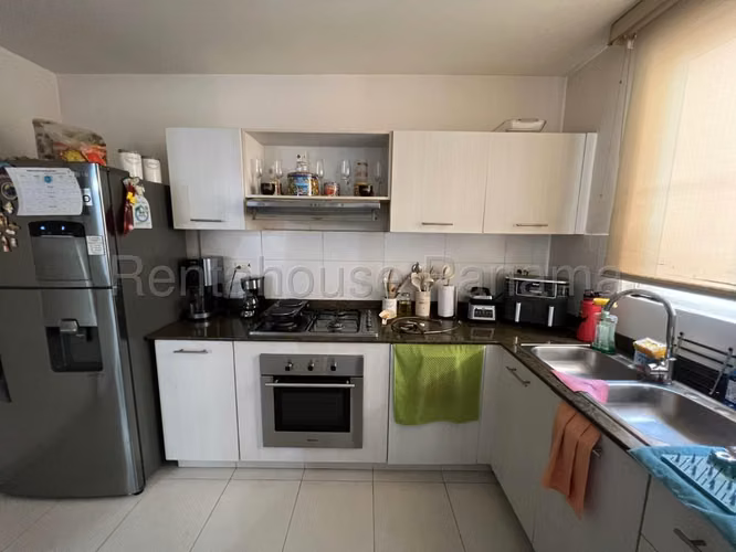 Venta de Apartamento en Versalles Ph Torres de Versalles 100 Mts PD