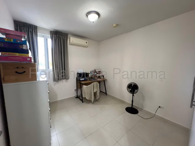Venta de Apartamento en Versalles Ph Torres de Versalles 100 Mts PD
