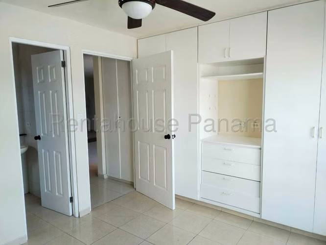 Venta de Apartamento en Villa de las Fuentes Ph Royal Hill - Imagen 10