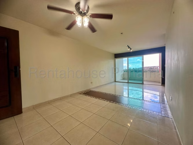 Venta de Apartamento en Villa de las Fuentes Ph Royal Hill