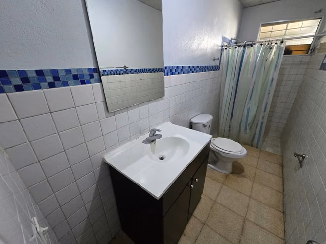 ALQUILER CASA PARA EMPLEADOS U OFICINAS, EL DORADO - Imagen 5