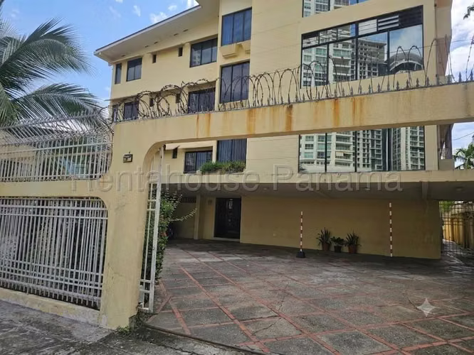 Apartamento en Venta en Coco del Mar JG