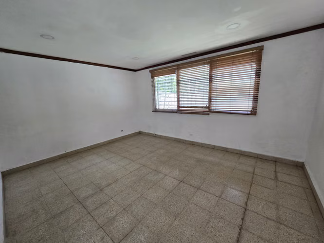 ALQUILER CASA PARA USO COMERCIAL, COCO DEL MAR, VIA PRINCIPAL - Imagen 10