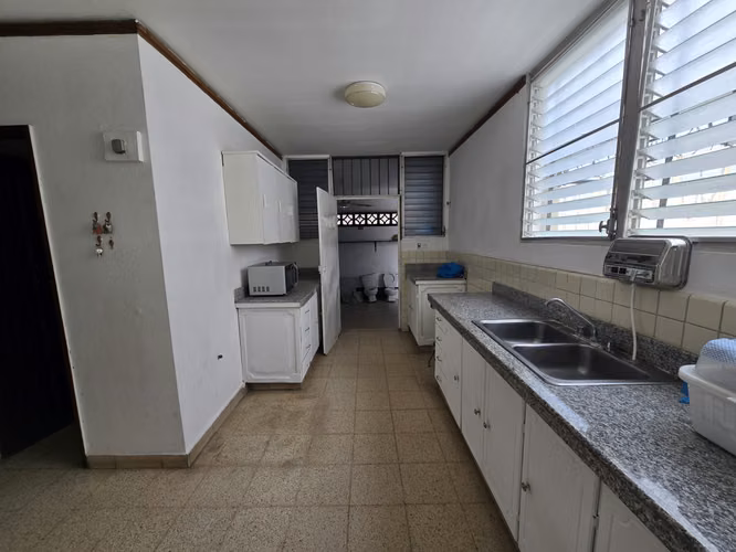 ALQUILER CASA PARA USO COMERCIAL, COCO DEL MAR, VIA PRINCIPAL - Imagen 7