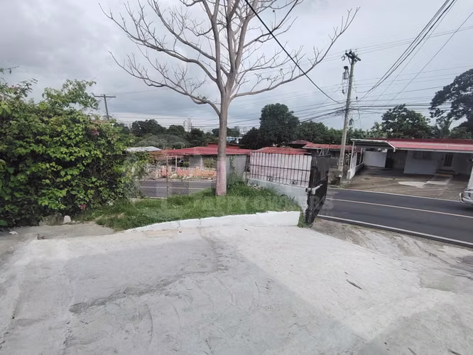 Venta de casa comercial en Altos de Betania. EAR - Imagen 5