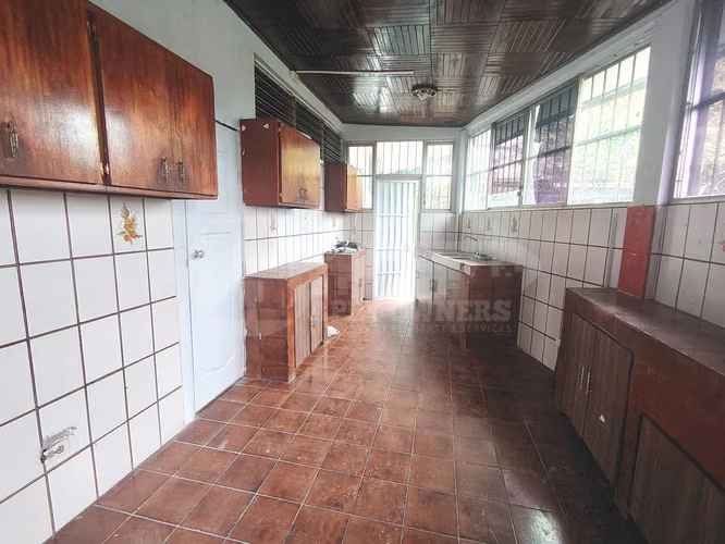 Venta de casa comercial en Altos de Betania. EAR - Imagen 6