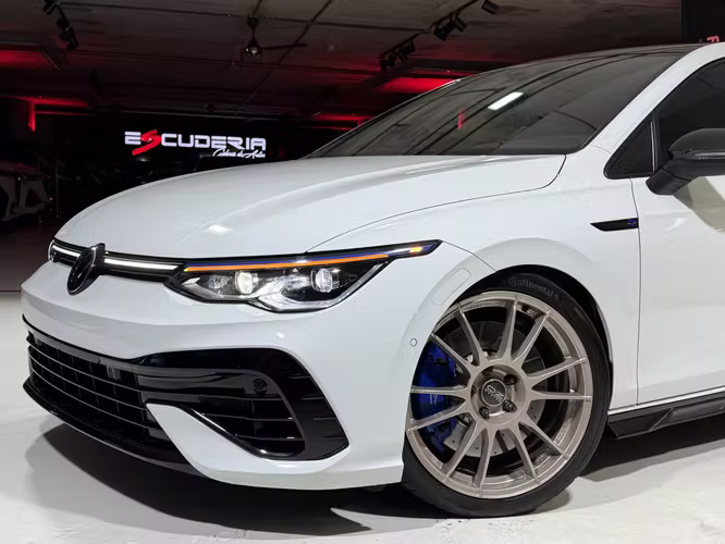 VOLKSWAGEN GOLF R MK8 2022