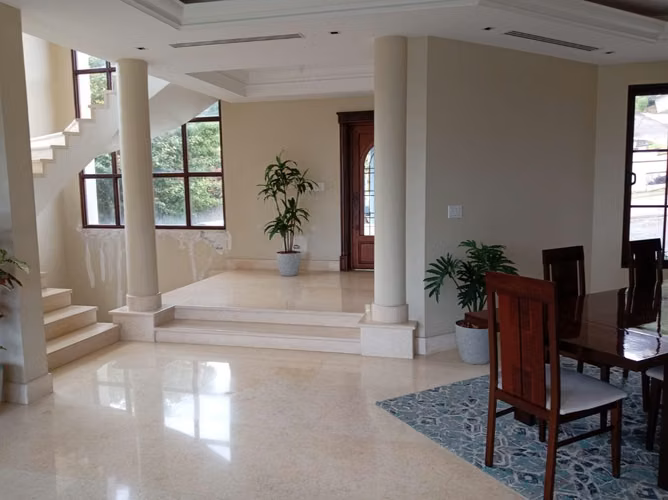Se vende OPORTUNIDAD en Las Cumbres - Imagen 8