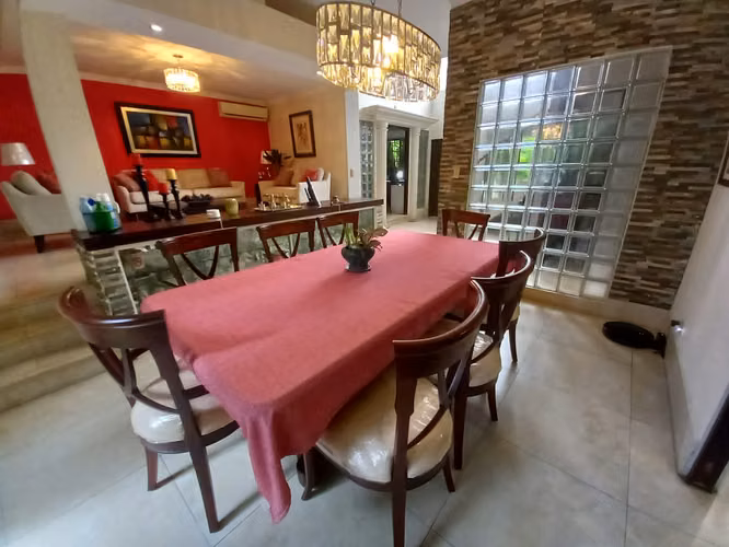 Las Cumbres. 504mts 3r 2.5b patio den $285,000.00neg - Imagen 18