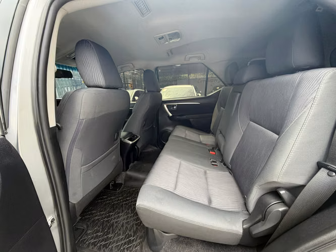 TOYOTA FORTUNER 2023 DIESEL 4X4  7 PASAJEROS
