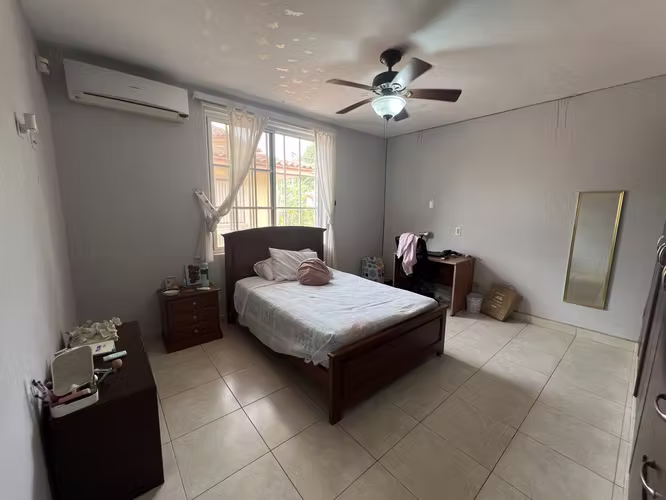 27-1199RGG Llanos de Curundu, Albrook Casa VENTA dos niveles Patio. Lote 487m2. Oportunidad! - Imagen 16