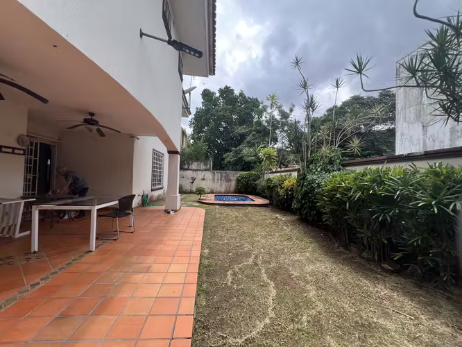 27-1199RGG Llanos de Curundu, Albrook Casa VENTA dos niveles Patio. Lote 487m2. Oportunidad! - Imagen 12