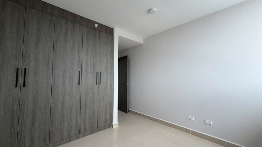 Apartamento en alquiler en la 12 de Octubre - Imagen 8