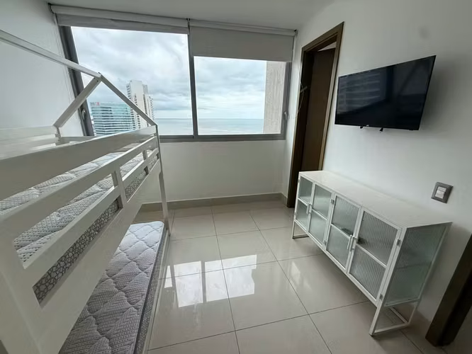 Apartamento en Costa del Este I Amoblado I 3 Rec I con balcón y vista al mar