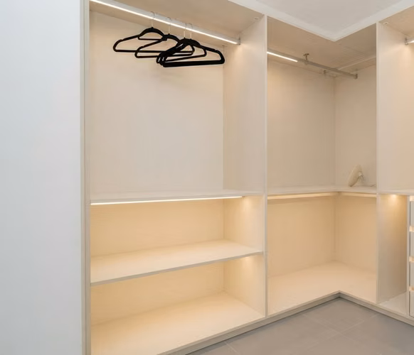 Apartamento en Costa del Este I Amoblado I 3 Rec I con balcón y vista al mar