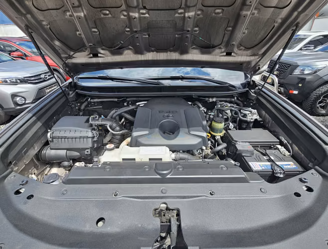 Toyota Land Cruiser Prado V.X Plus - Imagen 8