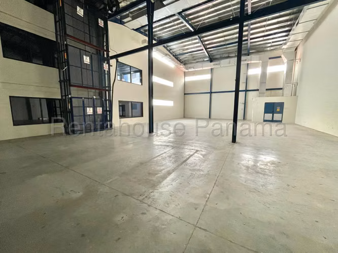 Alquiler de Edificio Comercial e Industrial en Costa del Este DPV - Imagen 17