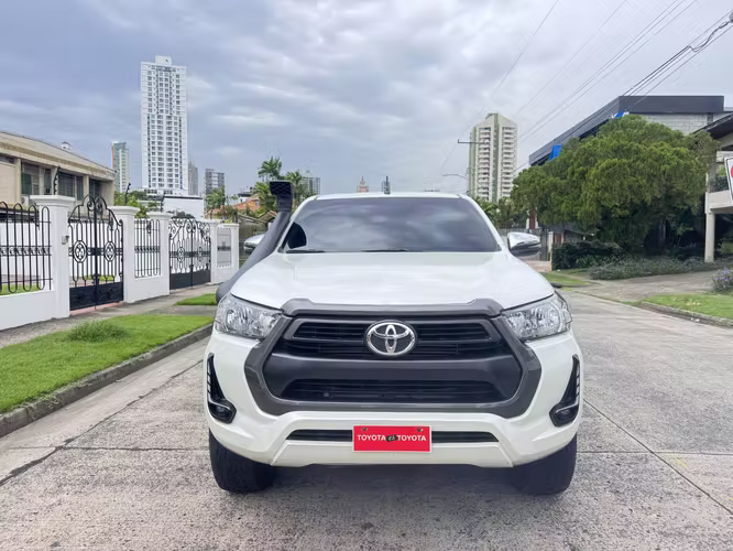 Toyota Hilux 2023 AUTOMATICA