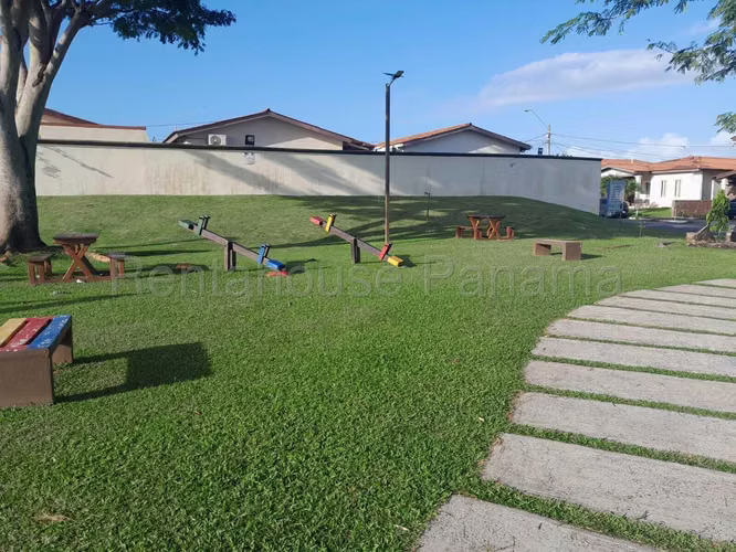 VENTA DE CASA EN CHORRERA ABS - Imagen 13