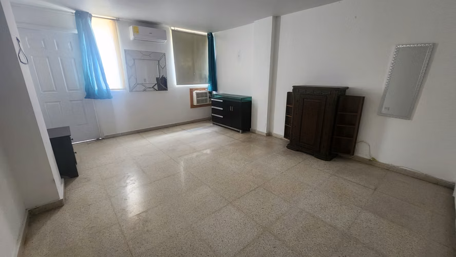 Espacioso apartamento en Cangrejo - Imagen 5
