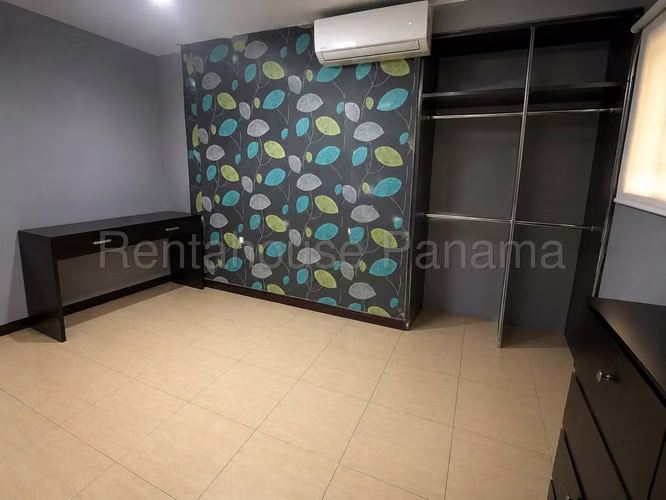 Vendo Casa de 229 m² en Albrook 26-8918GG - Imagen 15