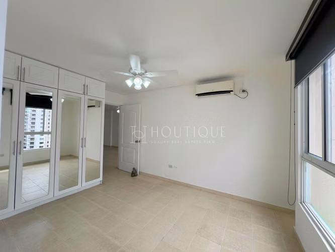 Venta de Apartamento en El Cangrejo – PH Plaza 77 - Imagen 6